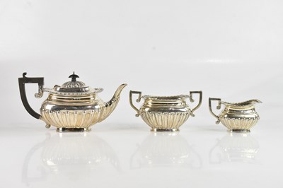 Lot 102 - WILLIAM DEVENPORT; a George V hallmarked...