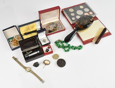Lot 1050 - A collection of costume jewellery including...