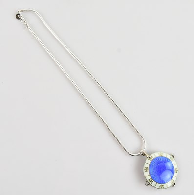 Lot 691 - LAWRENCE EMMANUEL; a George V hallmarked...