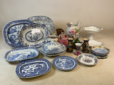 Lot 379 - A quantity of various ceramics, including...