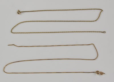 Lot 1418 - Two 9ct yellow gold fine link necklaces (one...