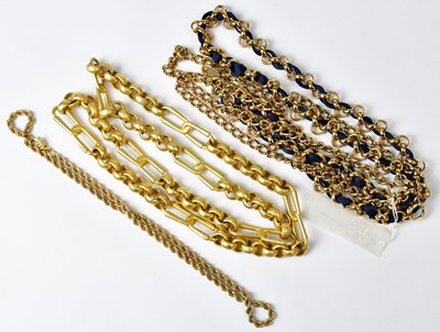Lot 736 - An Angie Gooderham gold-coloured chain...