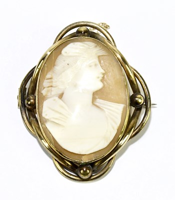 Lot 1475 - A late Victorian pinchbeck framed cameo brooch,...