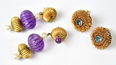 Lot 740 - A pair of vintage gold-coloured wirework...