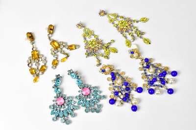 Lot 746 - Four pairs of large coloured crystal drop...
