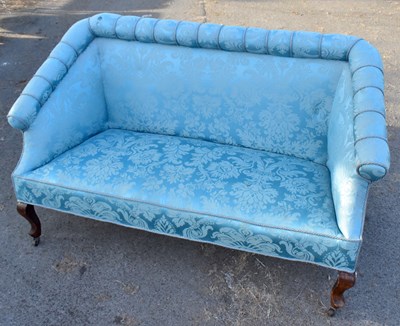 Lot 1589 - An early 20th century upholstered enclosed sofa