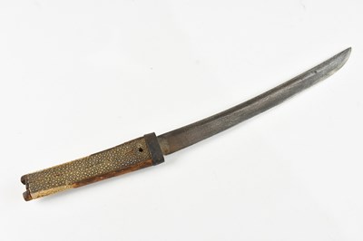 Lot 2343 - A Japanese tanto with shagreen grip, length 42cm.