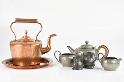 Lot 2318 - A small collection of metalware including a...