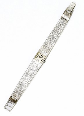 Lot 1748 - IWC (INTERNATIONAL WATCH COMPANY); a lady's...