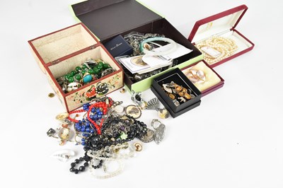 Lot 1077 - A collection of costume jewellery including...