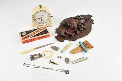 Lot 2219 - ILFORD; a clockwork darkroom timer, together...