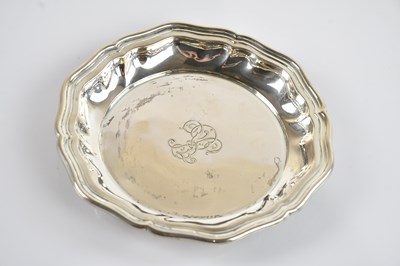 Lot 382 - An 800 grade Continental silver dish, with...
