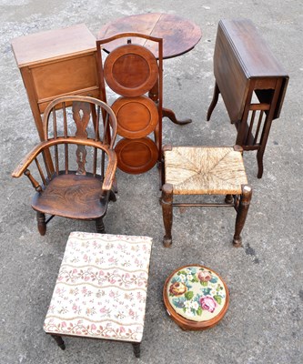 Lot 1676 - A mixed lot of furniture