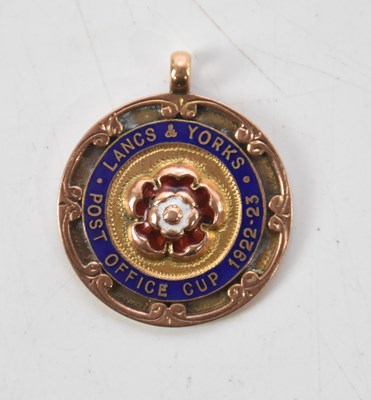 Lot 2257 - A 9ct yellow gold Lancs & Yorks Post Office...