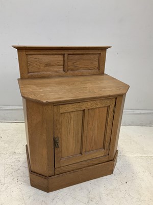Lot 122 - A pine wash stand, with raised back above a...