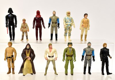 Lot 382 - STAR WARS; vintage plastic action figures,...