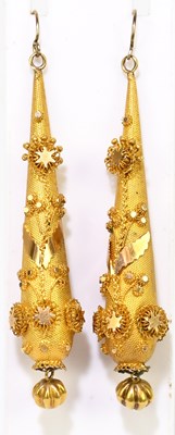 Lot 1479 - A cased pair of Victorian yellow metal...