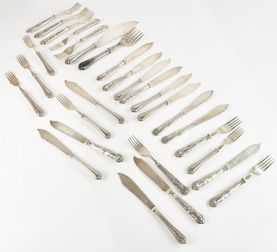Lot 212 - A collection of predominantly hallmarked...