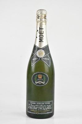Lot 2481 - CHAMPAGNE; a bottle of 1977 Moët & Chandon...