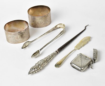 Lot 723 - A mixed lot of silver items, comprising two...