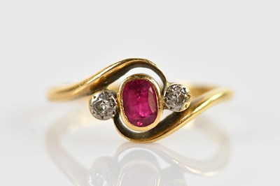 Lot 654 - An 18ct yellow gold crossover ring with...
