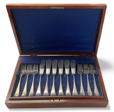 Lot 1110 - A late 19th/early 20th century mahogany cased...