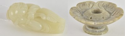 Lot 1073 - An early 20th century Chinese carved hardstone...