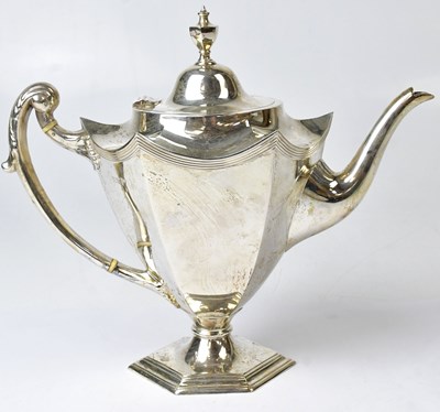Lot 751 - WALKER & HALL; an Edward VII hallmarked silver...