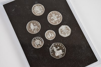 Lot 519 - A Royal Mint 2008 platinum proof coin set...