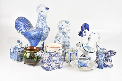 Lot 1255 - A collection of blue and white transfer...
