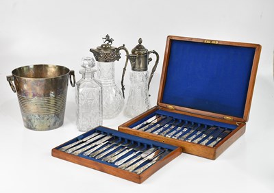 Lot 507 - A collection of silver plated items comprising...