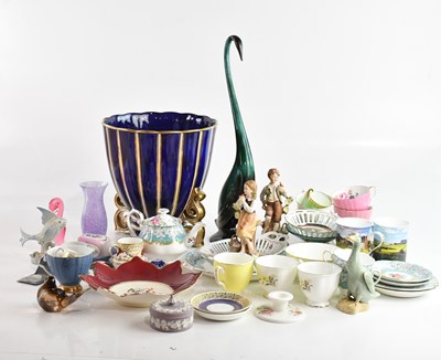 Lot 1030 - A large quantity of ceramics including Royal...