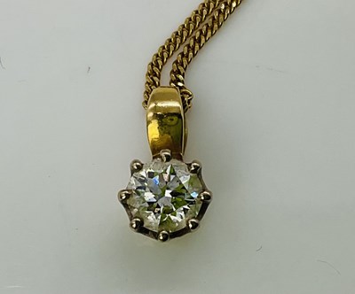 Lot 645 - An 18ct yellow gold fine link chain,...