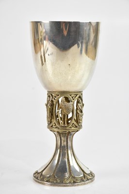 Lot 243 - HECTOR MILLER; an Elizabeth II hallmarked...