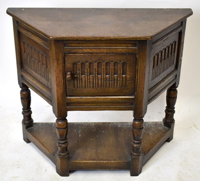 Lot 1742 - A reproduction oak credence cupboard