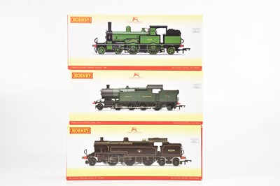 Lot 1520 - HORNBY; a collection of three OO gauge...