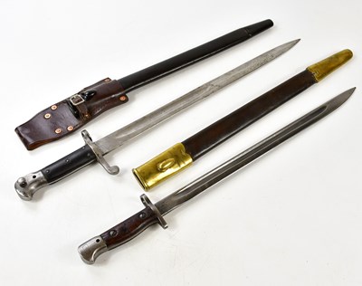 Lot 681 - A British 1887 pattern MKII Martini-Henry...