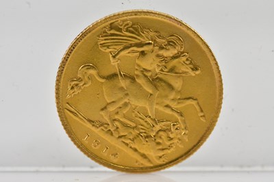 Lot 1089 - A George V half sovereign, 1914.