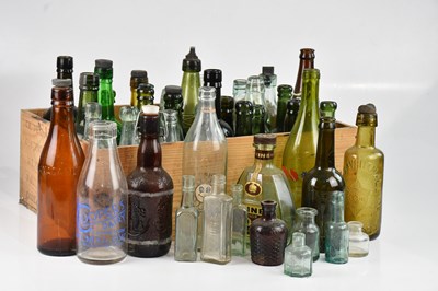 Lot 299 - A collection of vintage and other advertising...