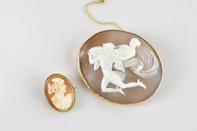 Lot 365 - A 15ct yellow gold mounted cameo brooch,...