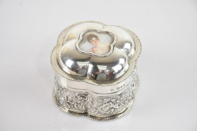 Lot 436 - WILLIAM COMYNS; a Victorian hallmarked silver...
