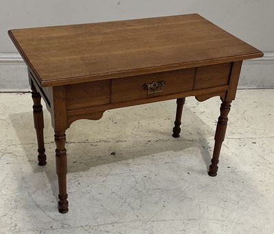 Lot 137 - A late 19th/early 20th century oak single...