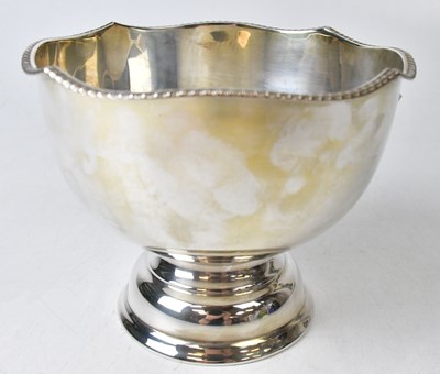 Lot 604 - WT: an Elizabeth II hallmarked silver pedestal...