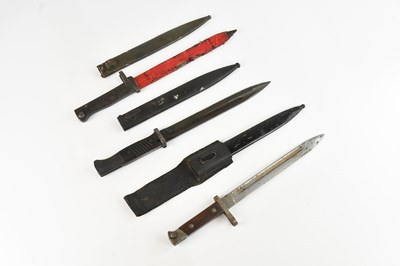 Lot 504 - A German WWII bayonet, the blade signed Carl...