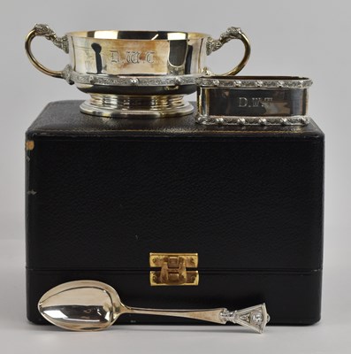 Lot 1174 - ADIE BROTHERS LTD; a George V hallmarked...