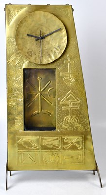 Lot 73 - A contemporary quartz brass cased...