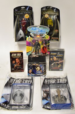 Lot 377 - STAR TREK; a quantity of various action...