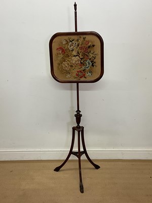 Lot 321 - A 19th century mahogany and rosewood pole...