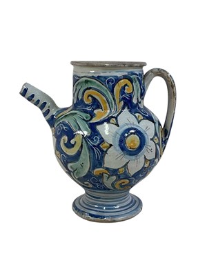 Lot 93 - A 17th century Italian maiolica wet drug or...
