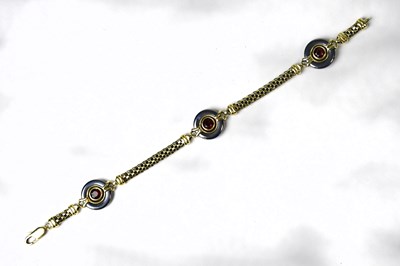 Lot 853 - A 14ct gold slinky chain link bracelet,...